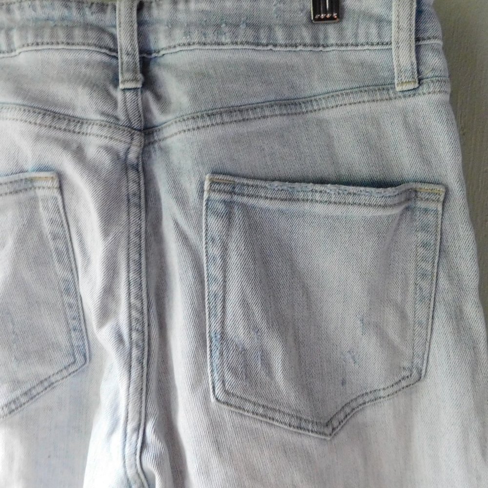 💎💎 High Rise Ripped Distressed Jeans - Picture 4 of 11